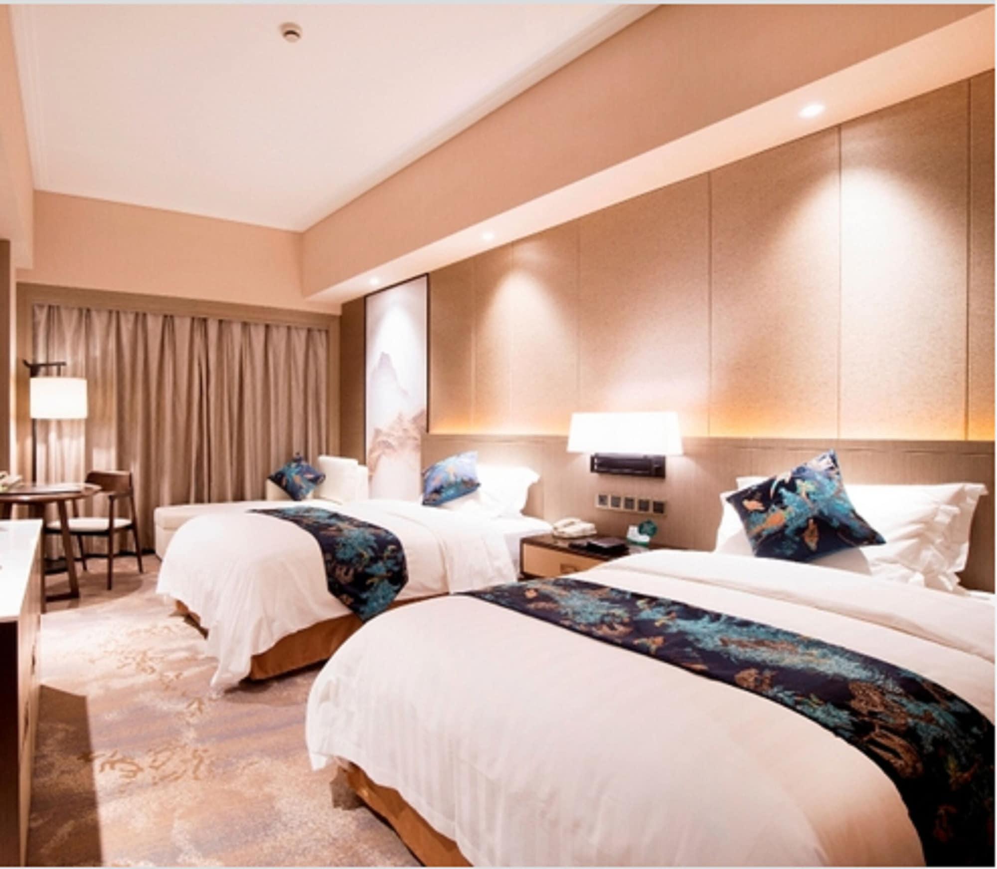 Jin Jiang Pine City Hotel Shanghai Exterior photo