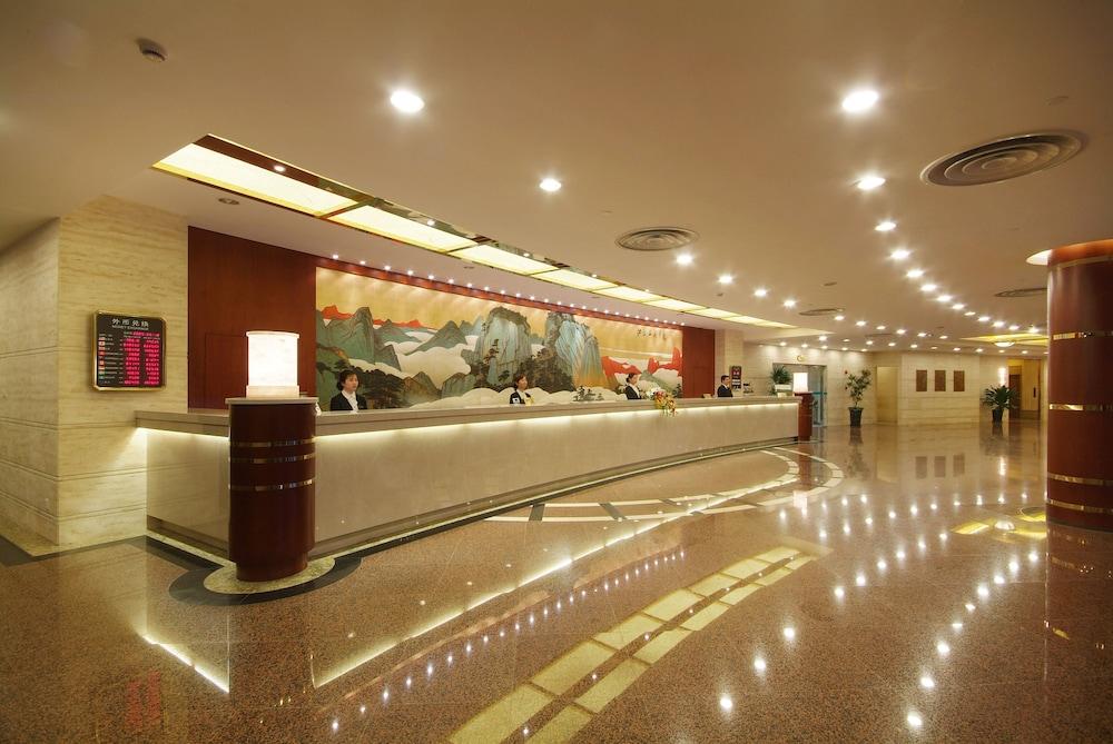 Jin Jiang Pine City Hotel Shanghai Exterior photo