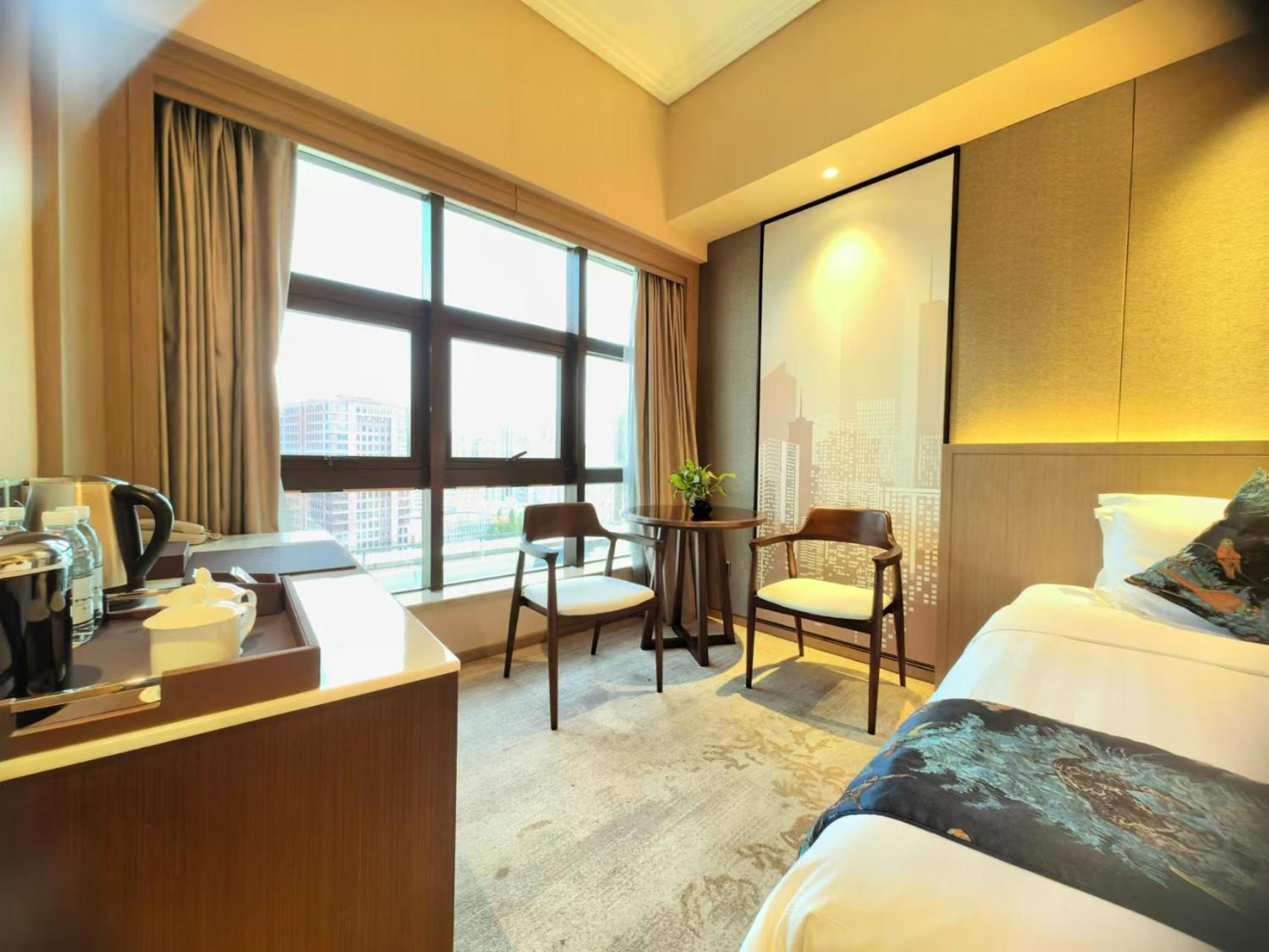 Jin Jiang Pine City Hotel Shanghai Exterior photo