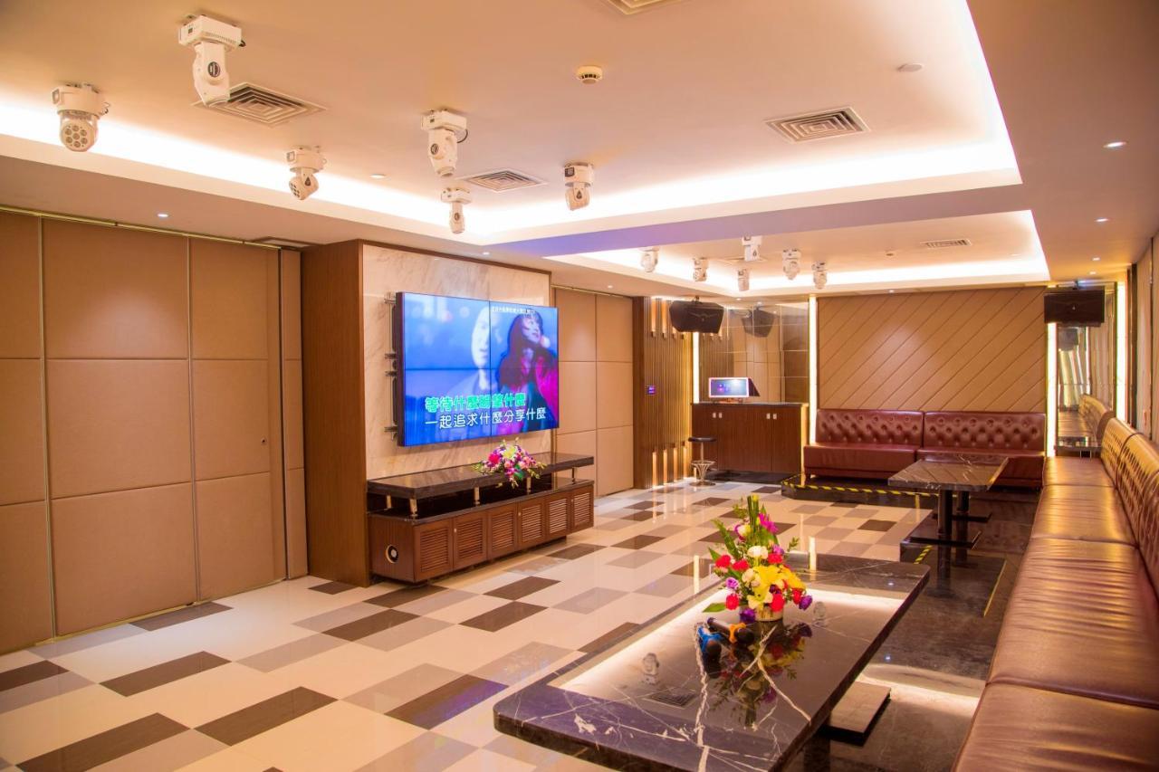 Jin Jiang Pine City Hotel Shanghai Exterior photo